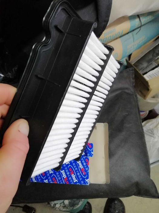 воздушний фільтр Воздушный фильтр на Chevrolet Aveo T200 Шевроле Авео