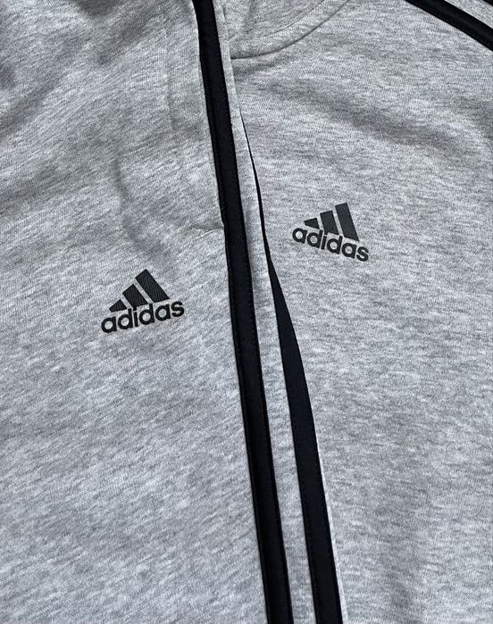 Спортивний костюм ADIDAS на підлітка 13/14 років