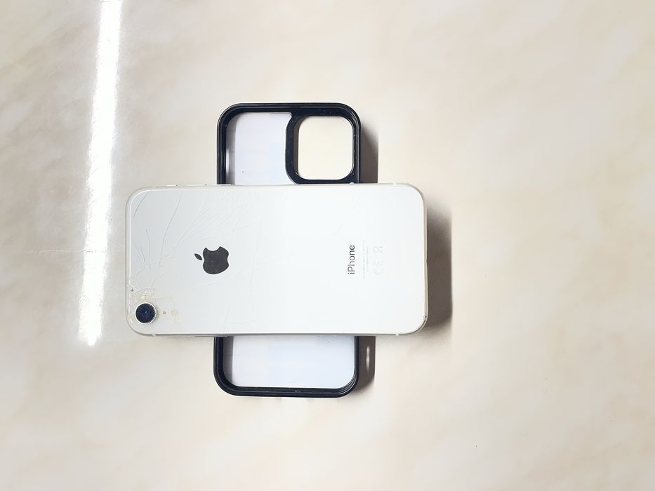 продам айфон xr заблокирован под айклауд