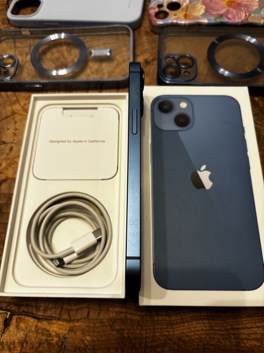 Iphone 13 128 gb cały zestaw