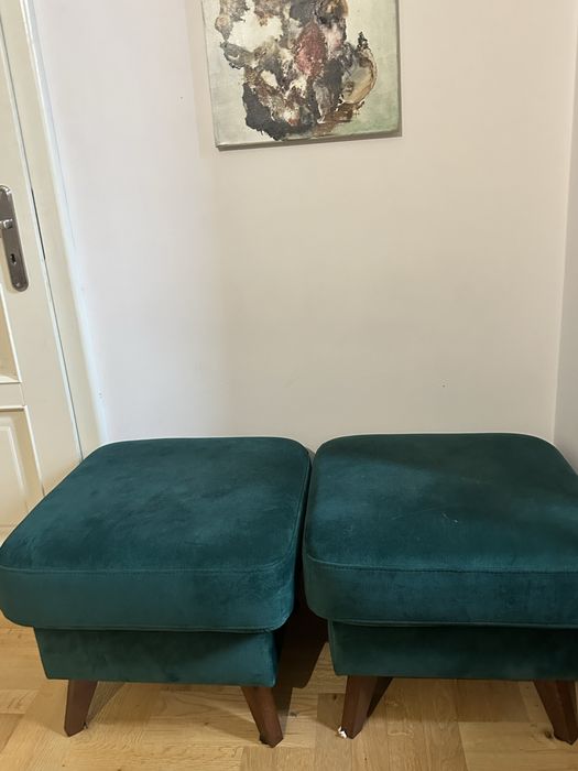 Zestaw welurowy - rozkladana sofa+2 pufy+3 pary zasłon