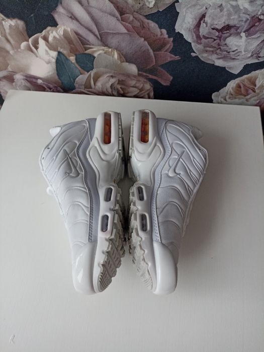Nike Air Max Plus TN Triple White (rozmiar 40, wkładka 25,5 cm)
