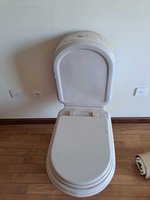 Móvel WC C/ Tampo granito + Sanita e Bidê (Como Novo) À melhor Oferta