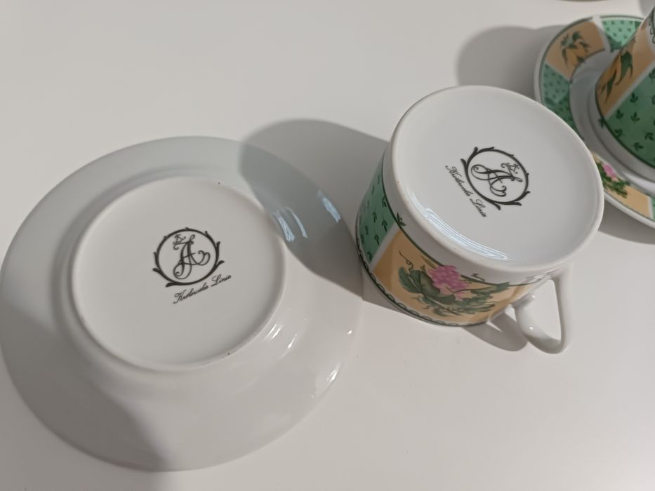 Serwis kawowo / herbaciany z porcelany Królewska linia