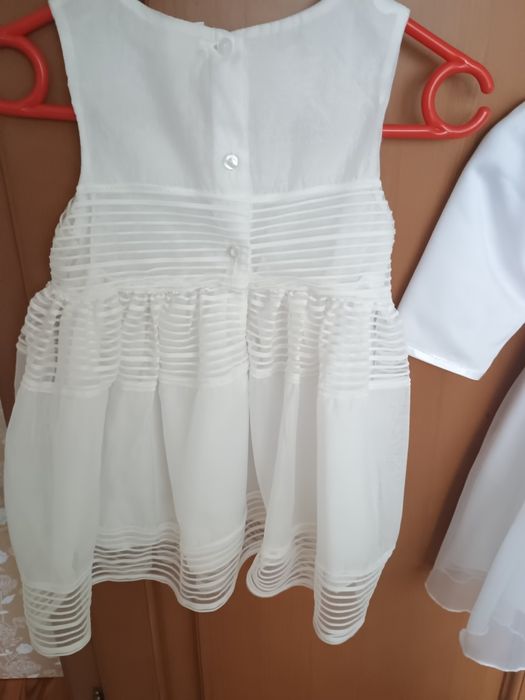 Chrzest: 2 sukienki, buciki, opaska, rozm 74