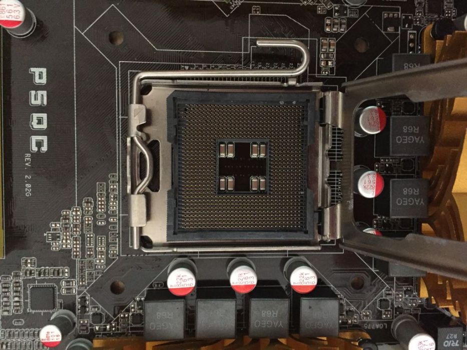 ТОПОВАЯ ASUS P5QC s775, P45, FSB 1600, DDR2/DDR3, под XEON e5450 x5470