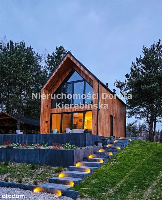 Dom skandynawski w malowniczej okolicy Pilicy.
