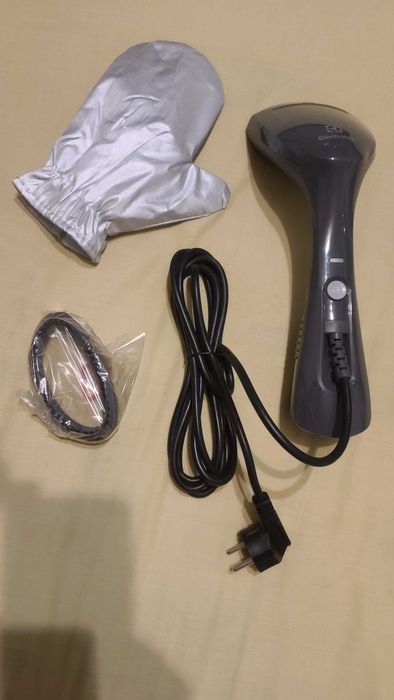 Відпарювач ELECTROLUX 1200 Вт 3 м шнур 100 мл 20 г/хв (краще праски)