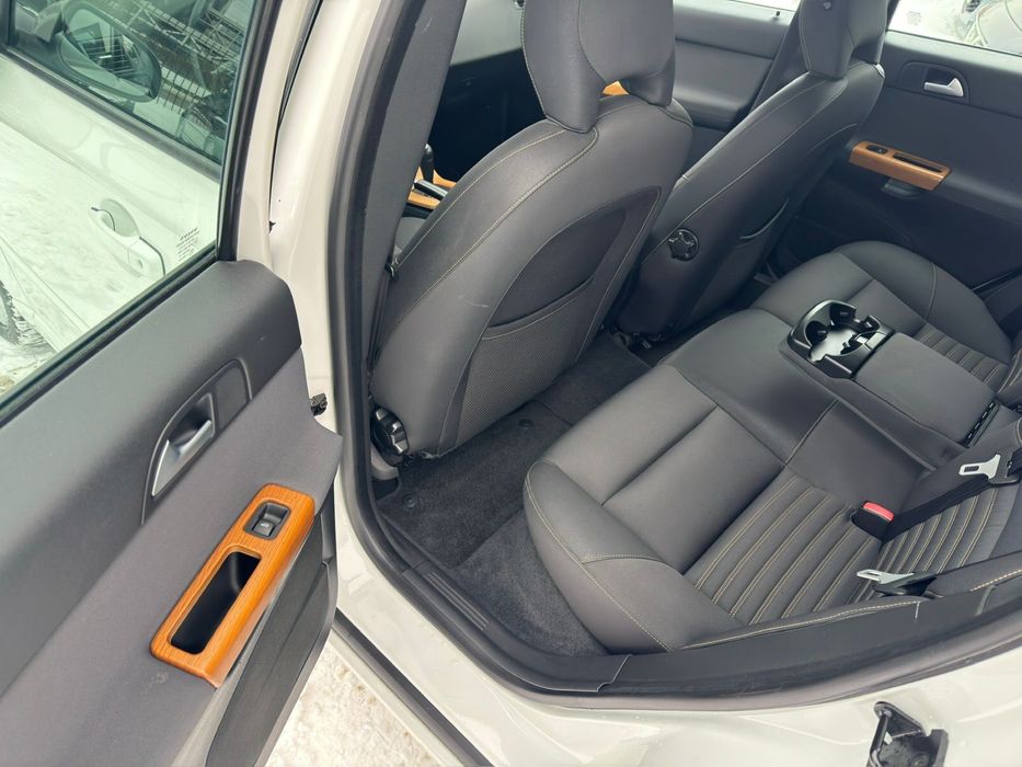 Volvo V50  2.0  D4  автомат з Швейцарії ВІДЕО