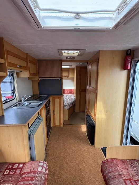 Caravana 4  dormidas com quarto de casal