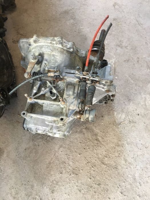 МКПП Kia Carens 2,0 CRDI