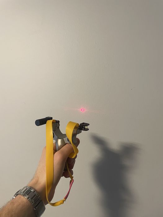 GRATIS 100 kulek Proca z Laserowym Celownikiem – ZESTAW