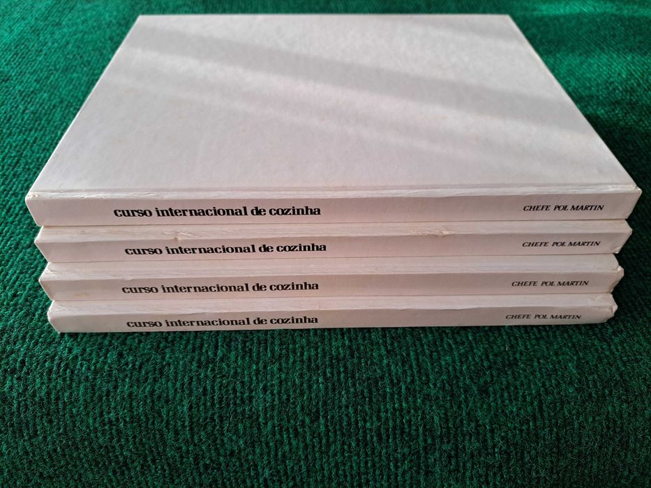 Curso Internacional de Cozinha - Chefe Pol. Martin - 4 Vols.