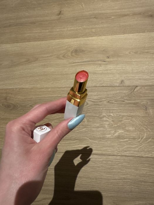 Pomadka chanel czerwona rouge coco baume 918 my rose