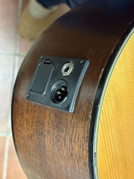 Guitarra electroacustica ibanez