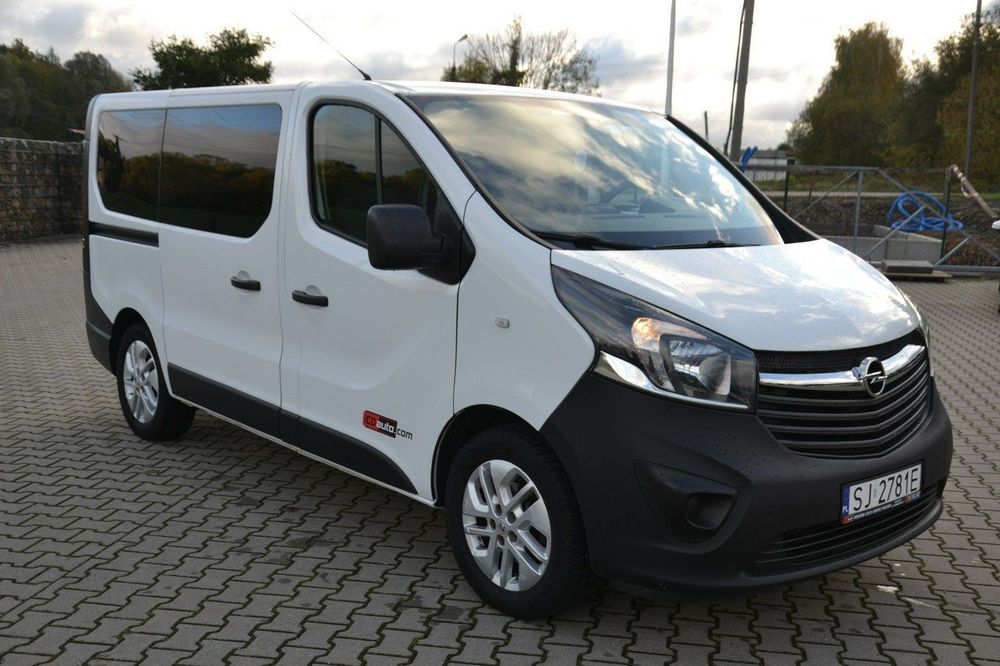 Opel Vivaro 1,6 cdti 125ps* 6-biegów* 9-osobowy* 2x klima* nawiewy * ICDauto