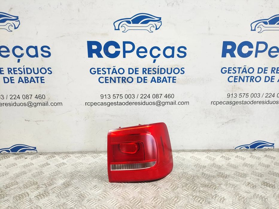 Farolim traseiro trás direito original VW Volkswagen Touran Mk1 1T3