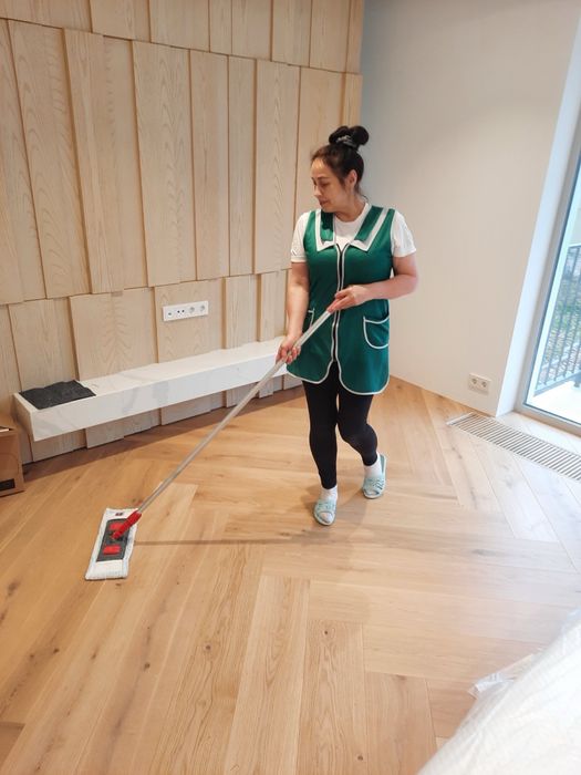 Професійний клінінг/хімчистка на дому/видалення запахів/вивіз сміття