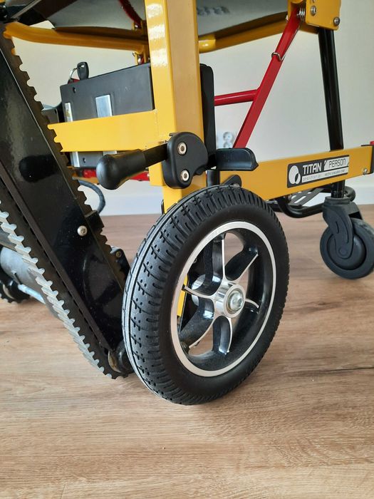 Schodołaz Wózek elektryczny Titan Person Dragon Jak Nowy Rok Gwarancji