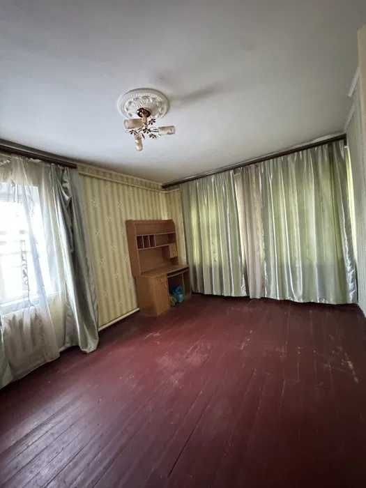 Продаж будинку з ділянкою 6 соток Кущівка (вул.Чернишевського)