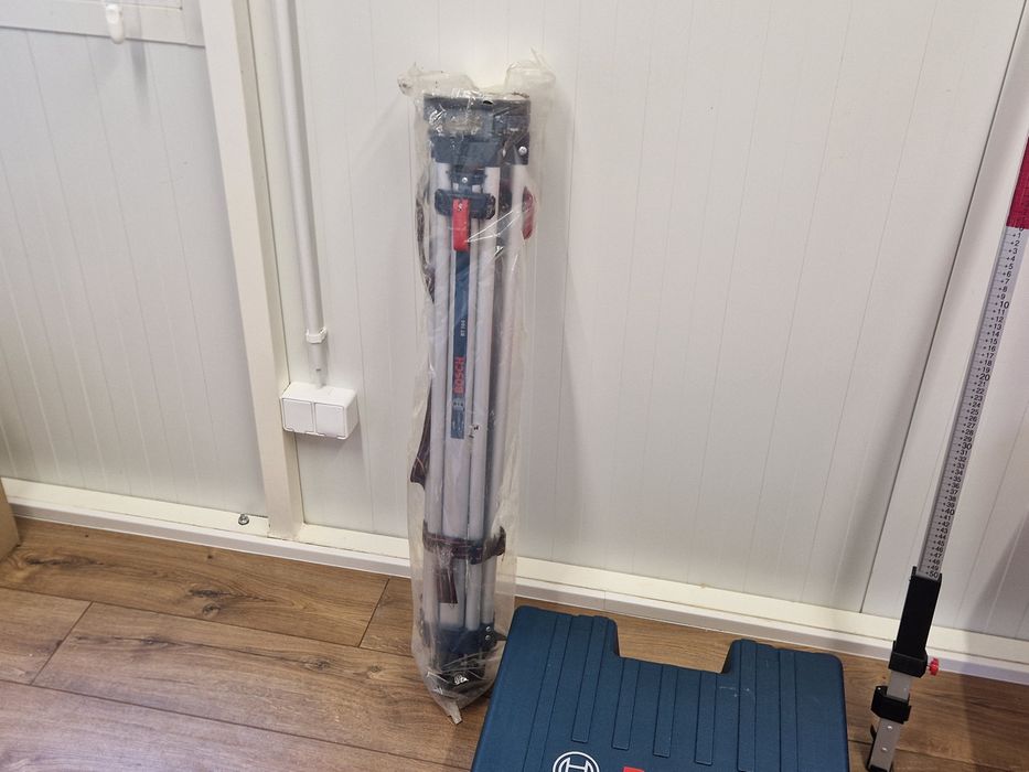 Niwelator Laserowy Bosch GRL 300HVG Jak nowy Idealny stan