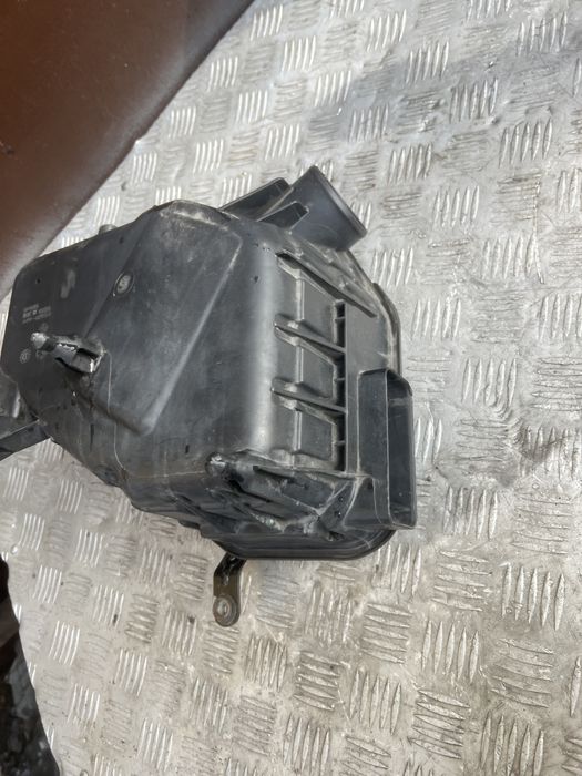 Jeep compass и 2.0 бензин корпус фильтра 511585