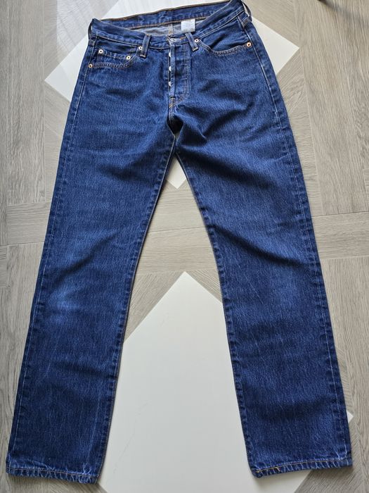 Продам джинсы Levi's