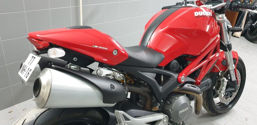 Ducati 696+ 2012