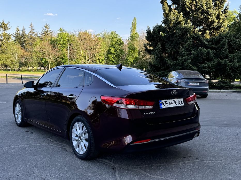 Продам Kia Optima 2016 года