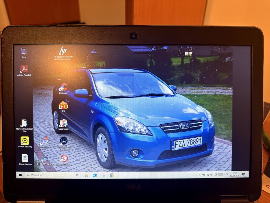 Dell Latitude E7240 intel i7 RAM 8 GB SSD Samsung  500GB windows 10