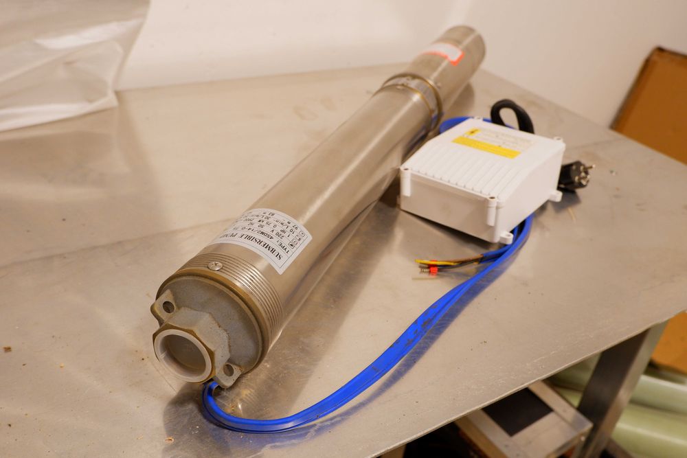 Bomba Submersível para Furo 97m 0.75kW 4" 220v 4SDM2/14 (IVA incl.)