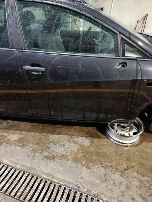Porta frente direita SEAT Ibiza IV ST (6J8, 6P8)