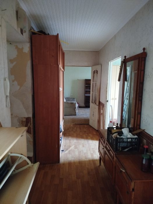 Отдам мебель, в удовлетворительном состоянии, может кому-то на дачу, или переселенцам.