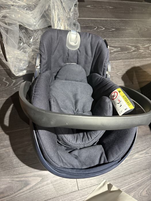 Автокрісло Cybex Cloud Q з базою isofix