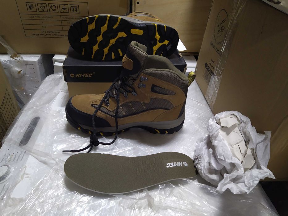 Зимові трекінгові черевики HI-TEC нові 44,45