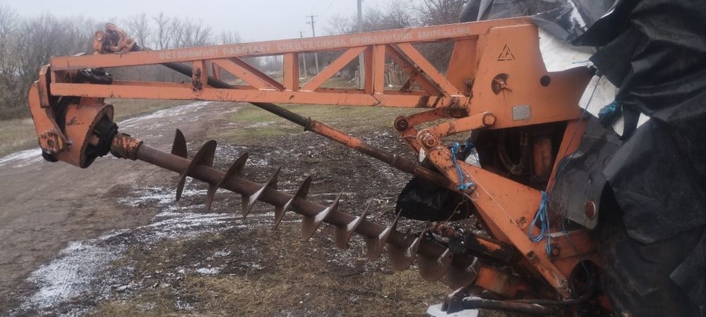 Продам ямобур на Мтз ЮМЗ