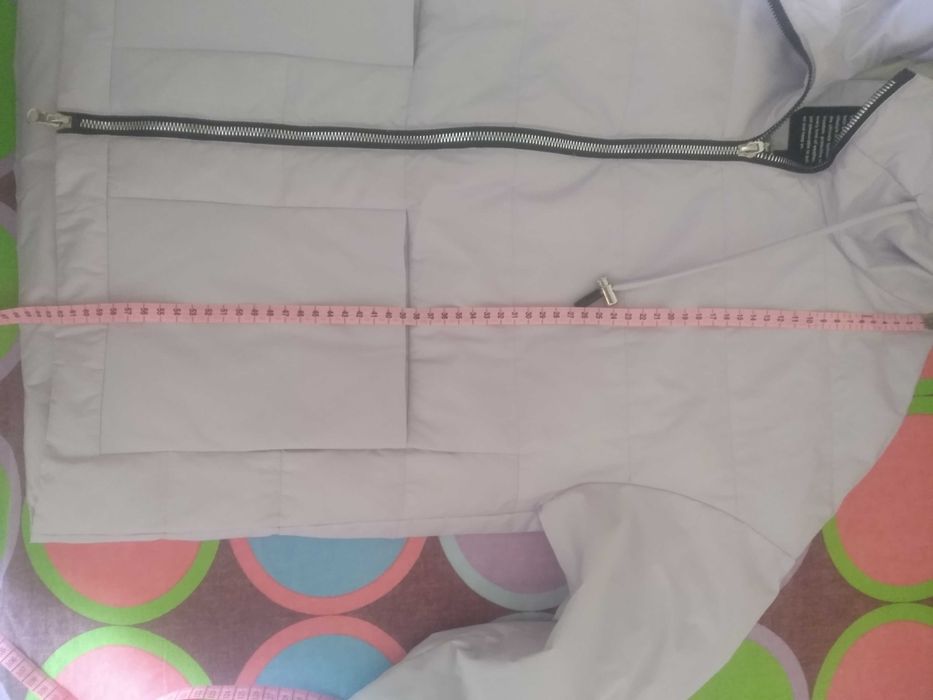 Куртка женская демисезонная размер L (48-50)