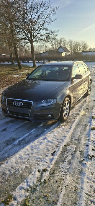 Audi a4b8 2.0tdi 120koni 2010rok