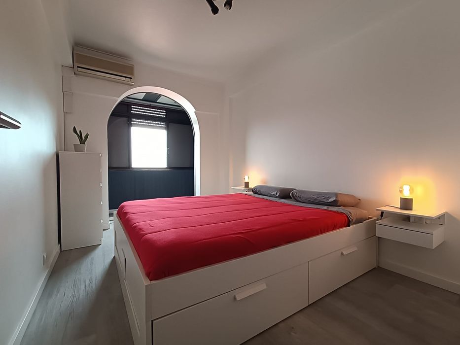 Quarto para arrendar no Seixal- Cavadas/ Arrentela