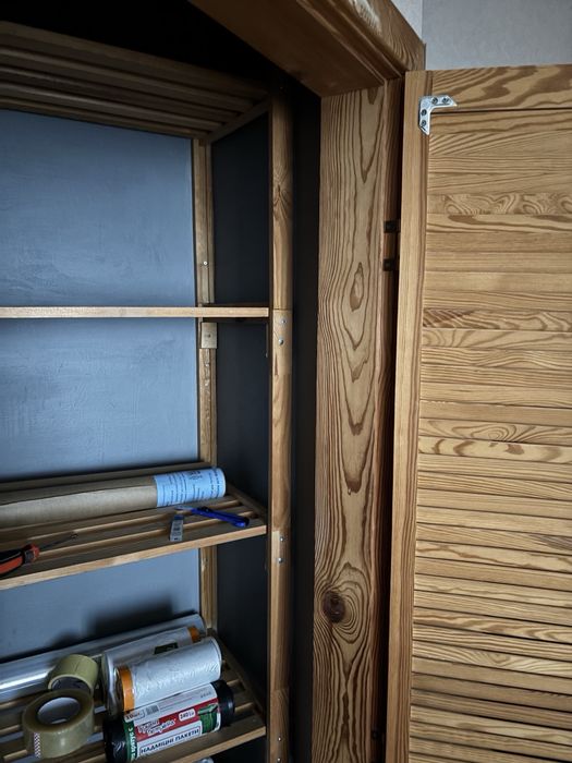 Двері з натурального дерева