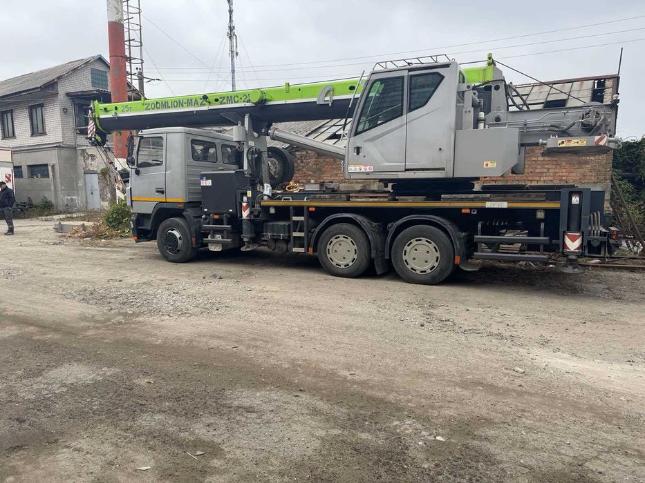 Услуги  Автокрана 25т Стрела 32м+8м Zoomlion-MAZ ZMC-25т