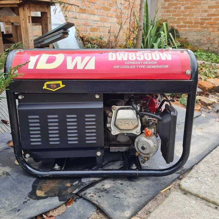 Генератор бензиновий 2.5-2.8 кВт Німецький 220В 380В (DW8500W, PR8500W