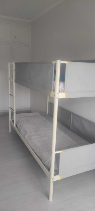 Cama Beliche Para Criança e Jovem com Pouco Uso