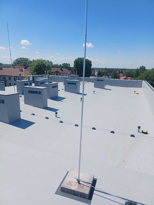 dachy płaskie membrana PVC  stropodach taras balkon  dach zielony