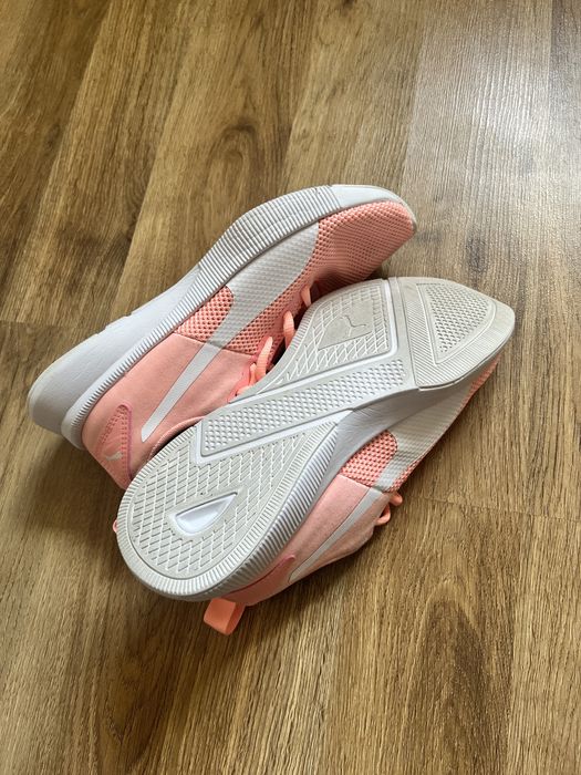 Жіночі кросівки  PUMA FLYER RUNNER