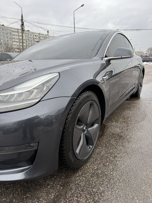Tesla model 3 Long Range