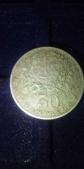 Moeda de 50 centavos alpaca de 1967