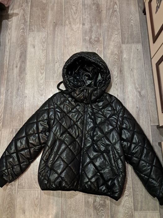 Стильная  деми курточка