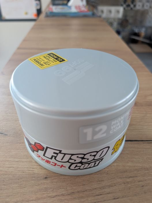 wosk  Soft99 New Fusso Coat 12 Months Wax jasny