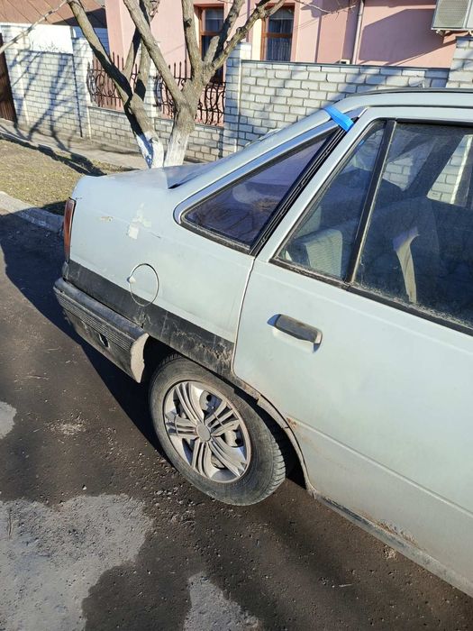 Продам мотор 1 3 Опель кадет